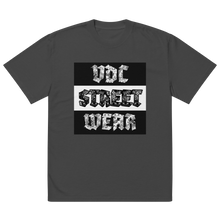 Cargar imagen en el visor de la galería, STREET WEAR Oversized faded t-shirt
