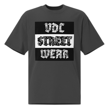 Cargar imagen en el visor de la galería, STREET WEAR Oversized faded t-shirt