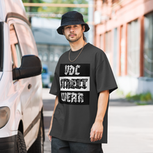 Cargar imagen en el visor de la galería, STREET WEAR Oversized faded t-shirt