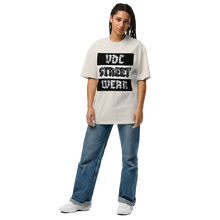 Cargar imagen en el visor de la galería, STREET WEAR Oversized faded t-shirt