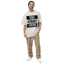 Cargar imagen en el visor de la galería, STREET WEAR Oversized faded t-shirt