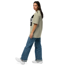 Cargar imagen en el visor de la galería, STREET WEAR Oversized faded t-shirt