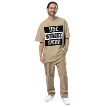 Cargar imagen en el visor de la galería, STREET WEAR Oversized faded t-shirt