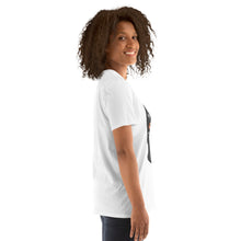Cargar imagen en el visor de la galería, Chingona G Short-Sleeve T-Shirt