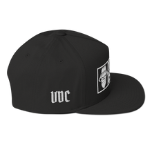 Cargar imagen en el visor de la galería, VDC w Flat Bill Cap

